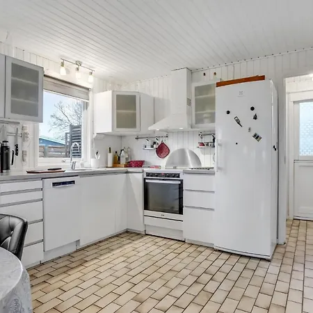 3 Bedroom Amazing In Σπίτι διακοπών *